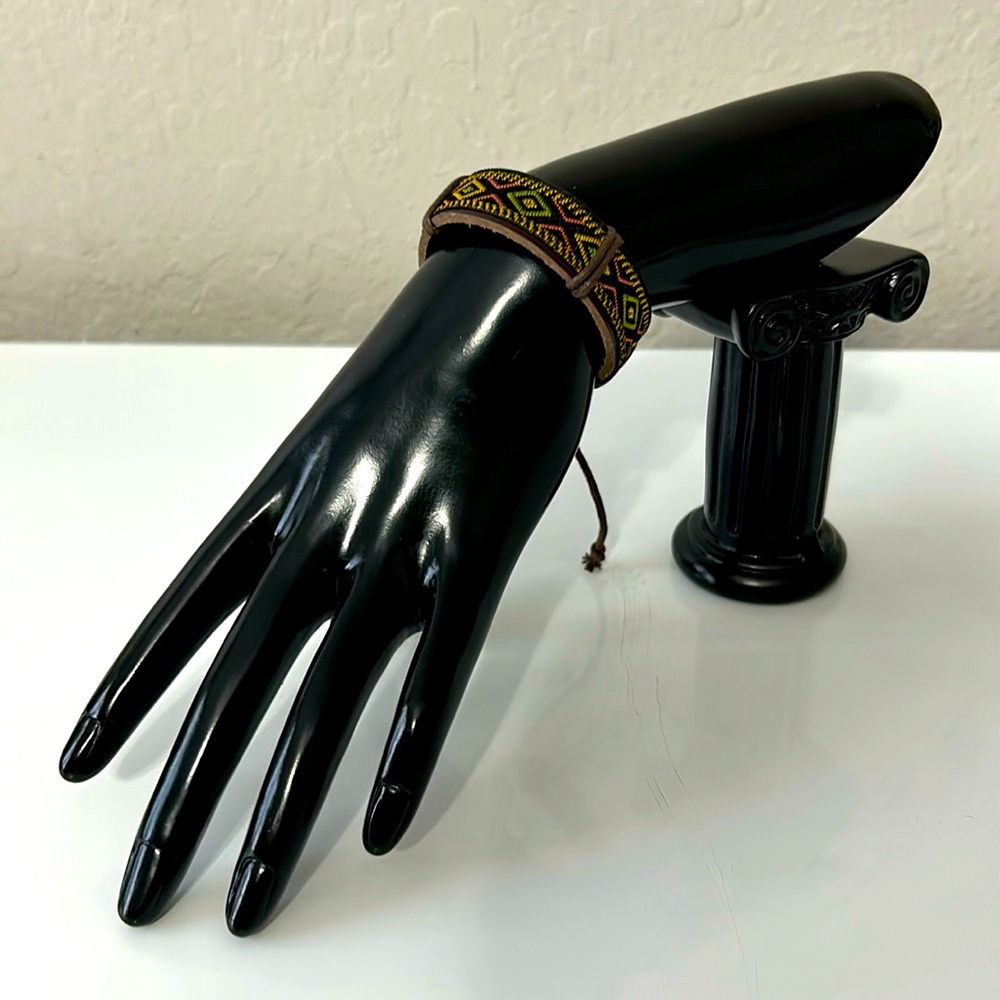 Bracelet